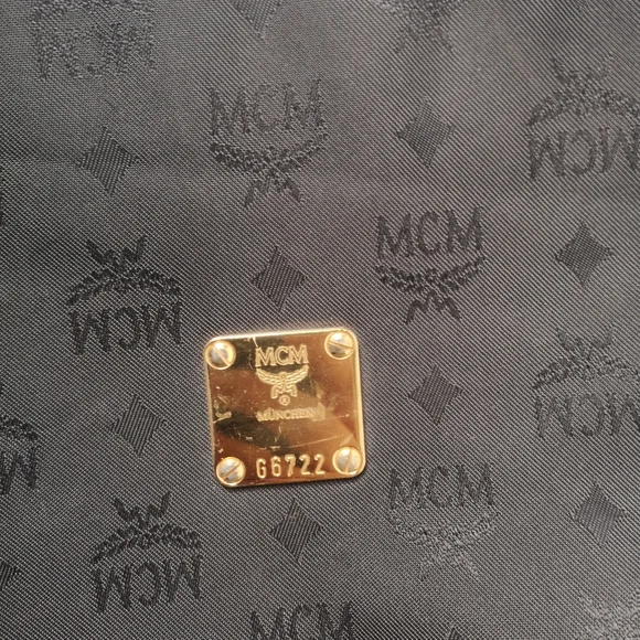 Authentic MCM vintage bag - Picture 3 of 15